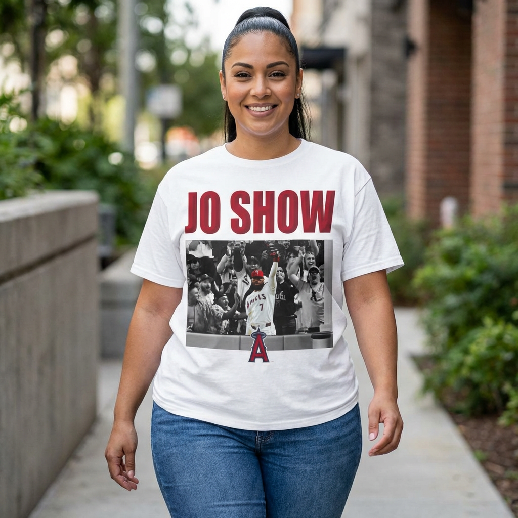 Jo Show Tee
